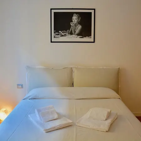 Paolo Sarpi Charming Flat *