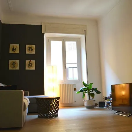 Paolo Sarpi Charming Flat