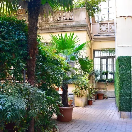 Paolo Sarpi Charming Flat